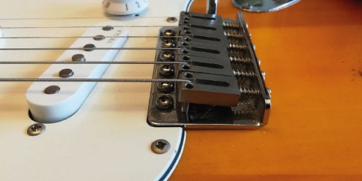 The setup of your guitar (PT 7) - Setting a vintage style vibrato.